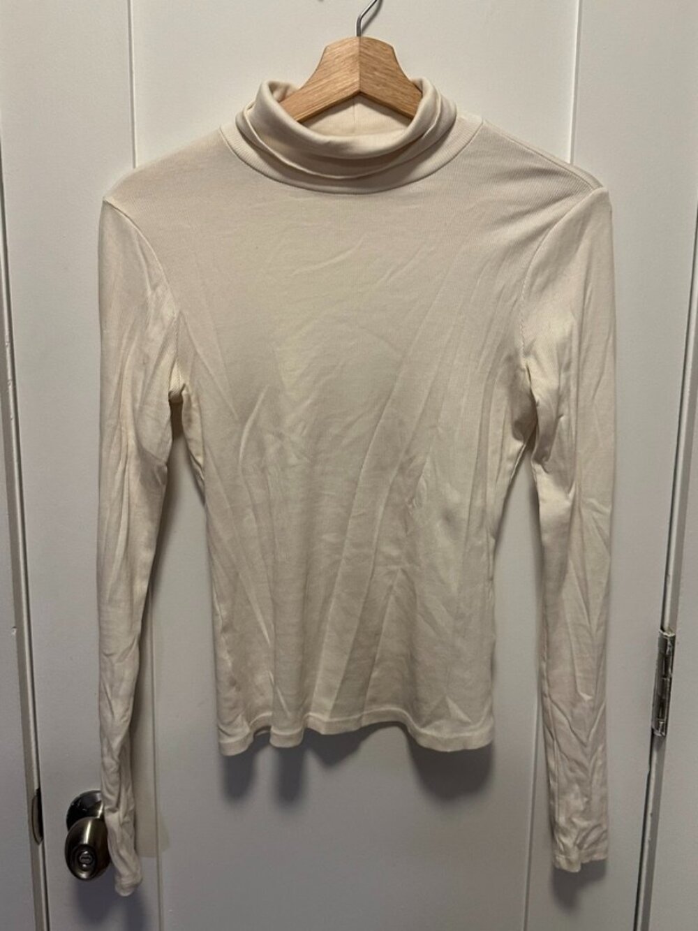 H&M White Cotton Turtleneck - Size S